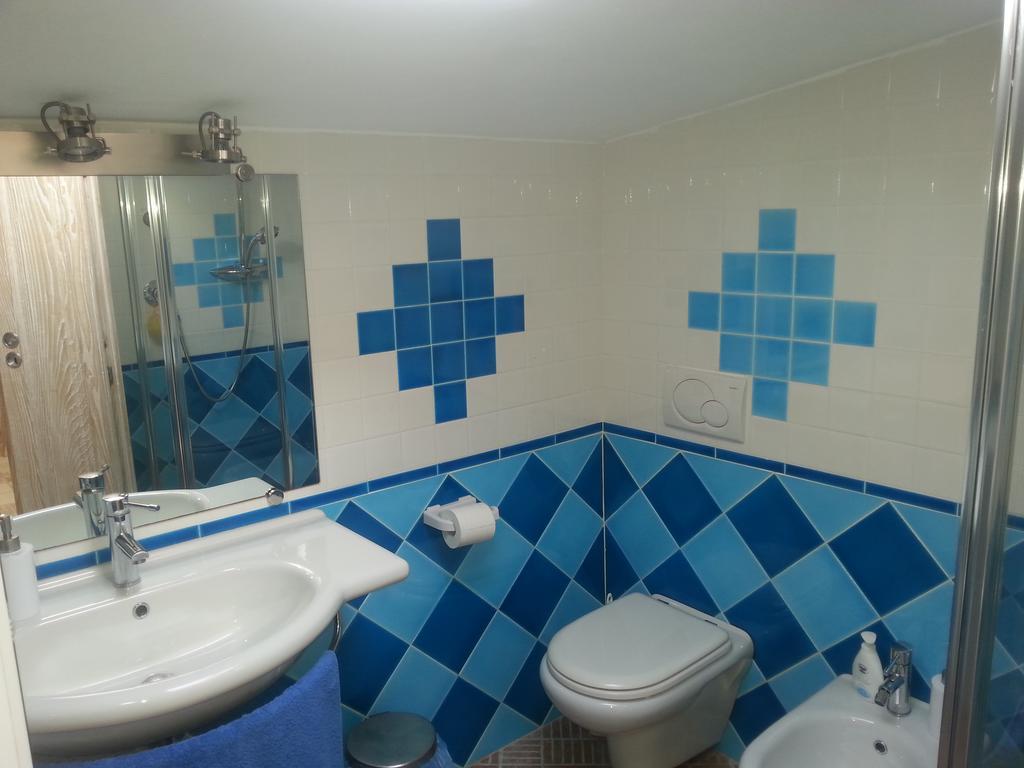 Appartamento Mansardato Anda&Torra Castelsardo Exterior foto