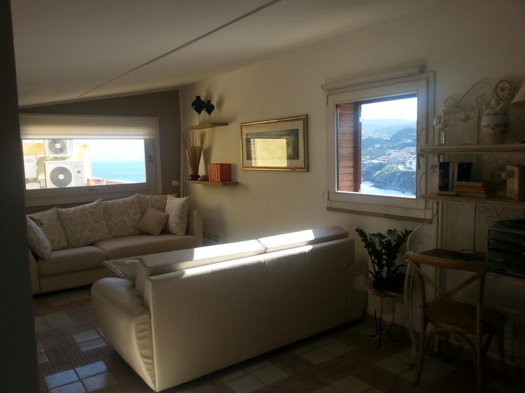Appartamento Mansardato Anda&Torra Castelsardo Exterior foto